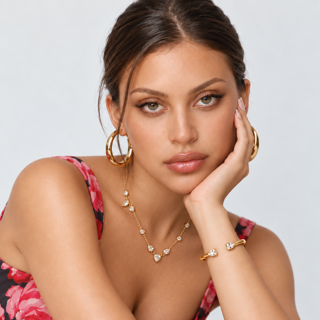 TEARDROP NECKLACE