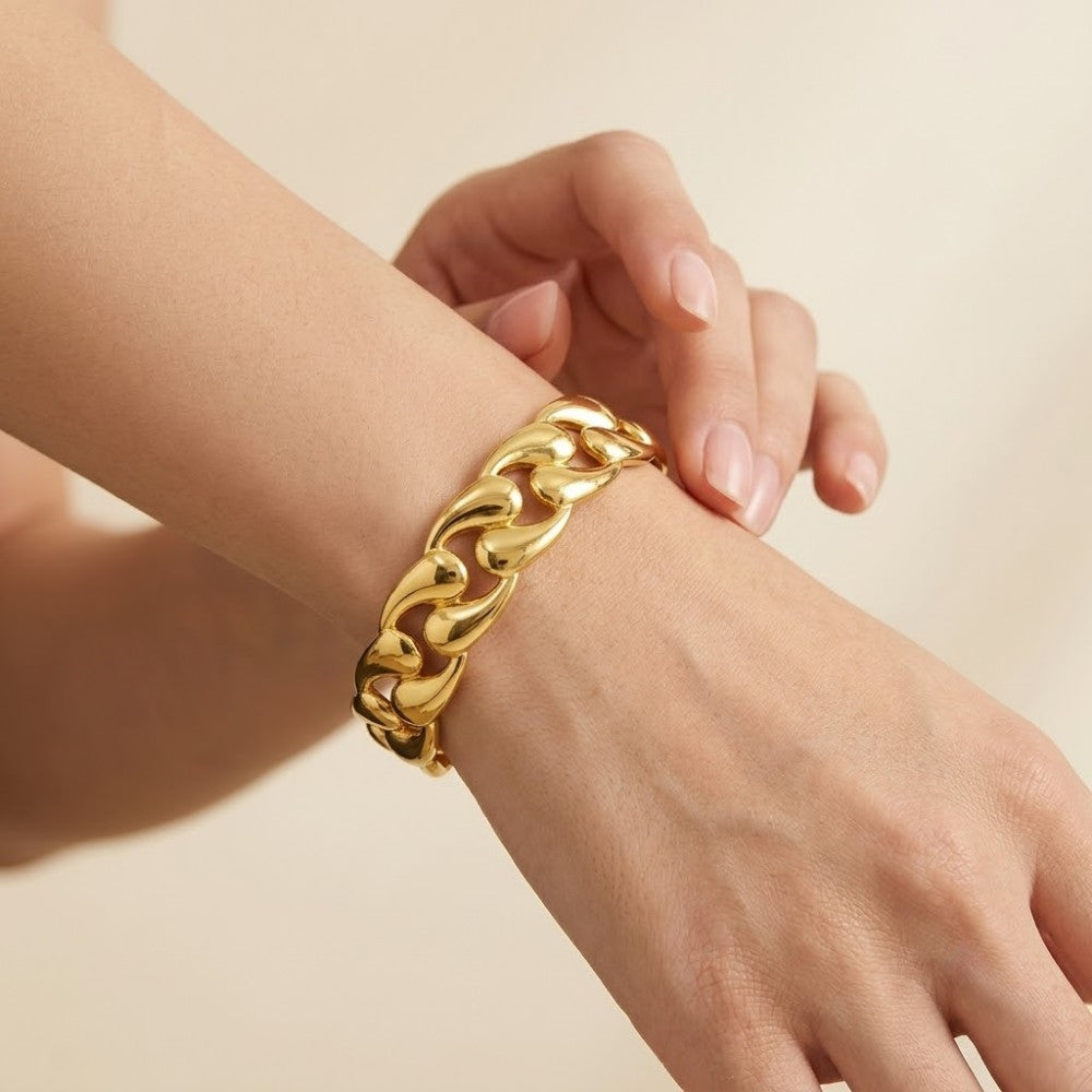 SOFIA PEARL BRACELET